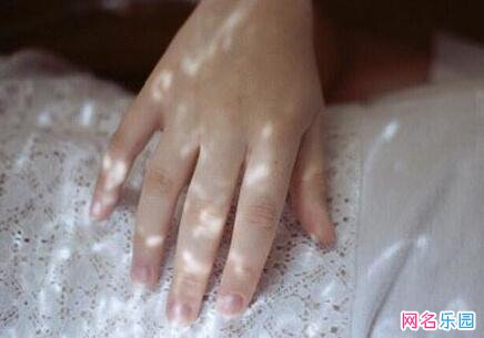 Ů���ǳ���Į ��Į�����Ů������