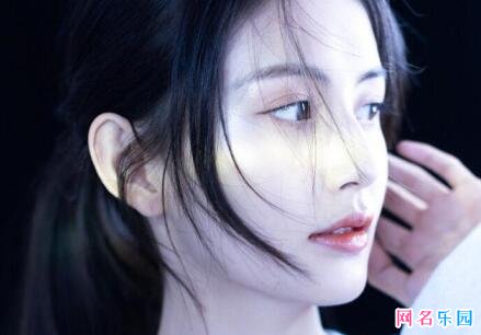 成熟网名女人味 女人网名成熟优雅的