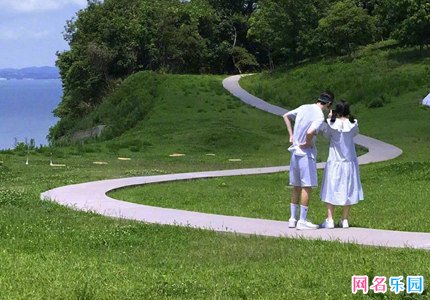学生党超甜的情侣网名