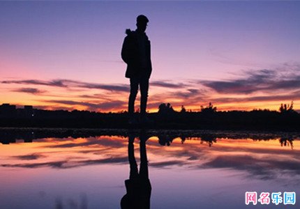 简单随意淡然网名三字