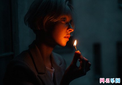网名伤感抑郁 形容心情抑郁的网名